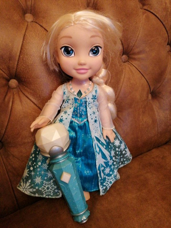 singing light up elsa doll